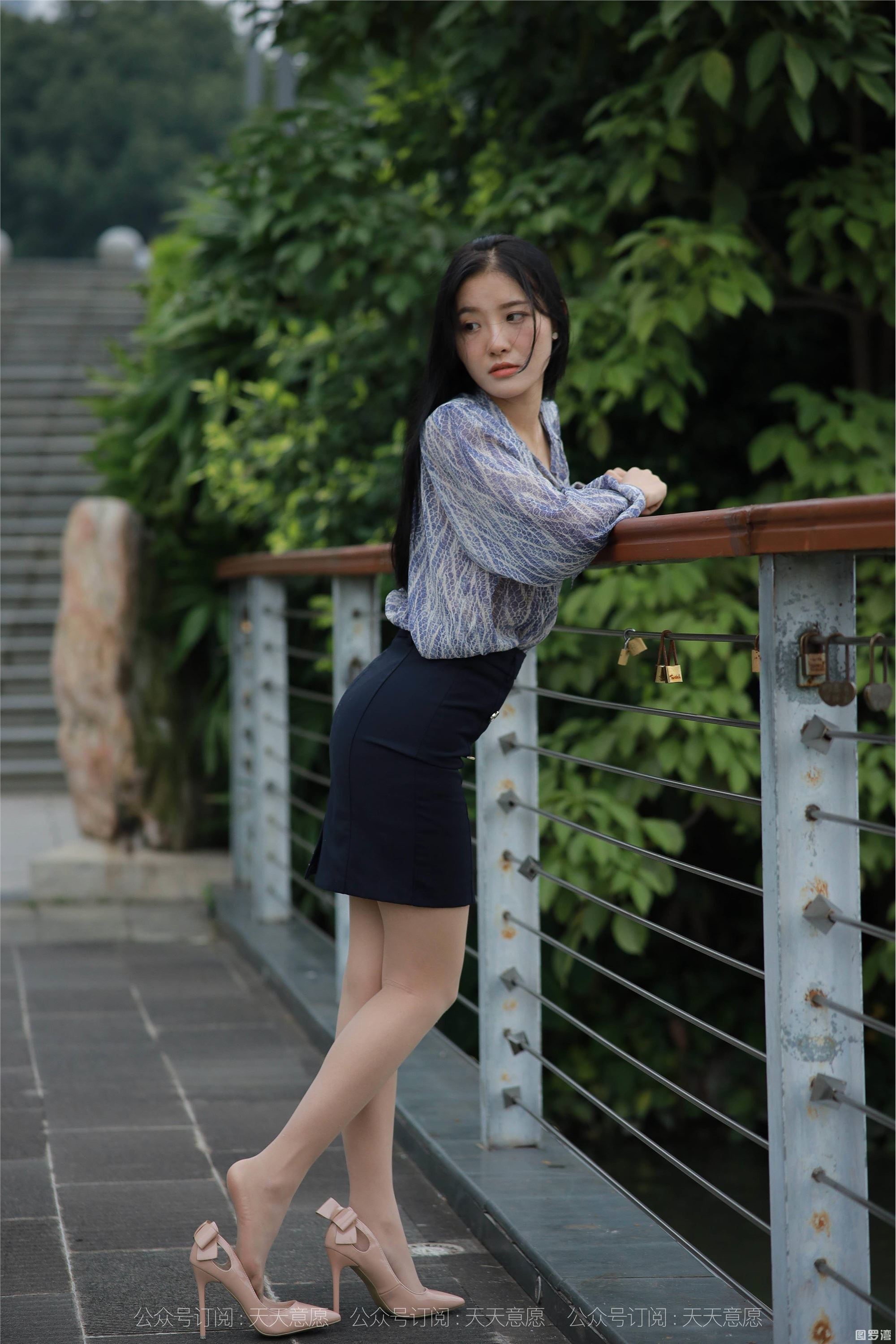 IESS异思趣向  2021.10.25 丝享家957：婉苹《公园偶遇美女》